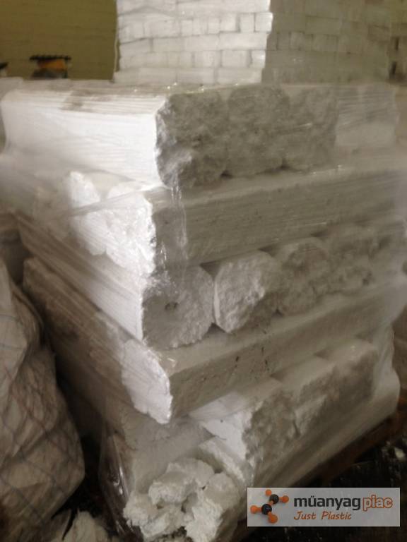 eps_block_alapanyag_2561.jpg