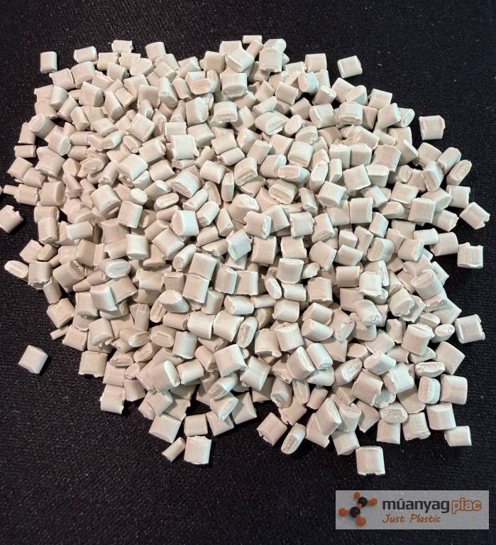 grey_white_hips_regranulate_ral_7035_alapanyag_8661.jpg