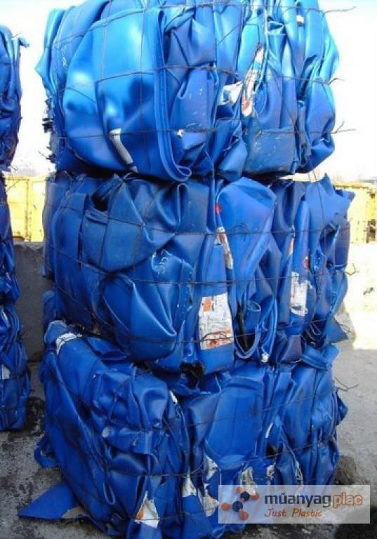 hdpe_kek_dob_hulladek_alapanyag_2691.jpg