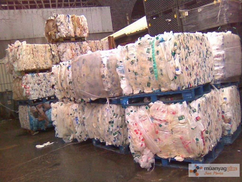 hdpe_milk_bottle_scrap_alapanyag_2671.jpg