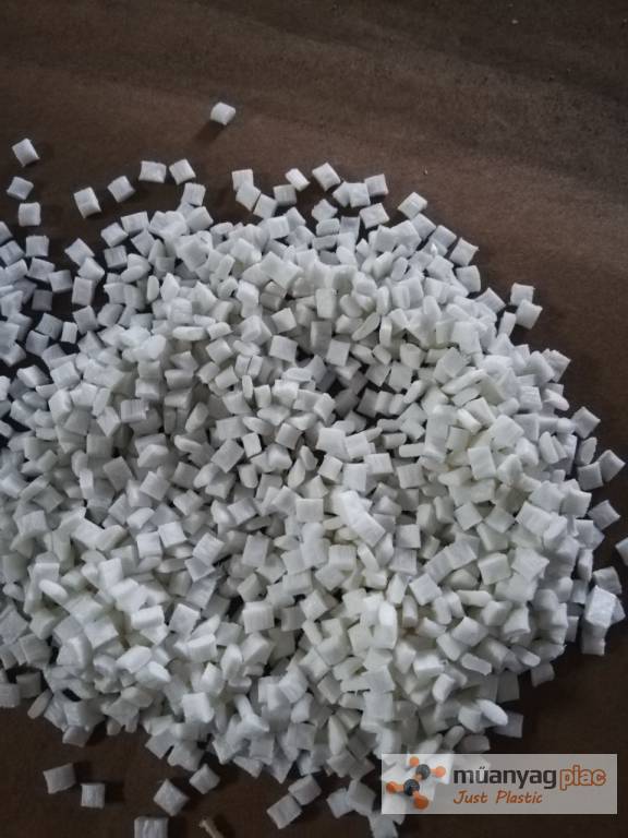 pbt_orig_feher_alapanyag_5771.jpg