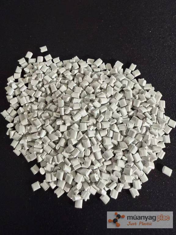 white_abs_regranulate_ral_9002_alapanyag_8671.jpg